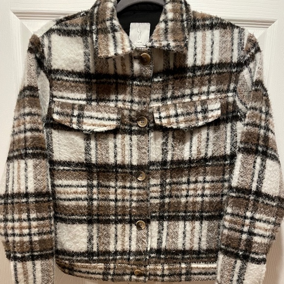 Cropped black, white and brown plaid Jacket - Picture 1 of 4